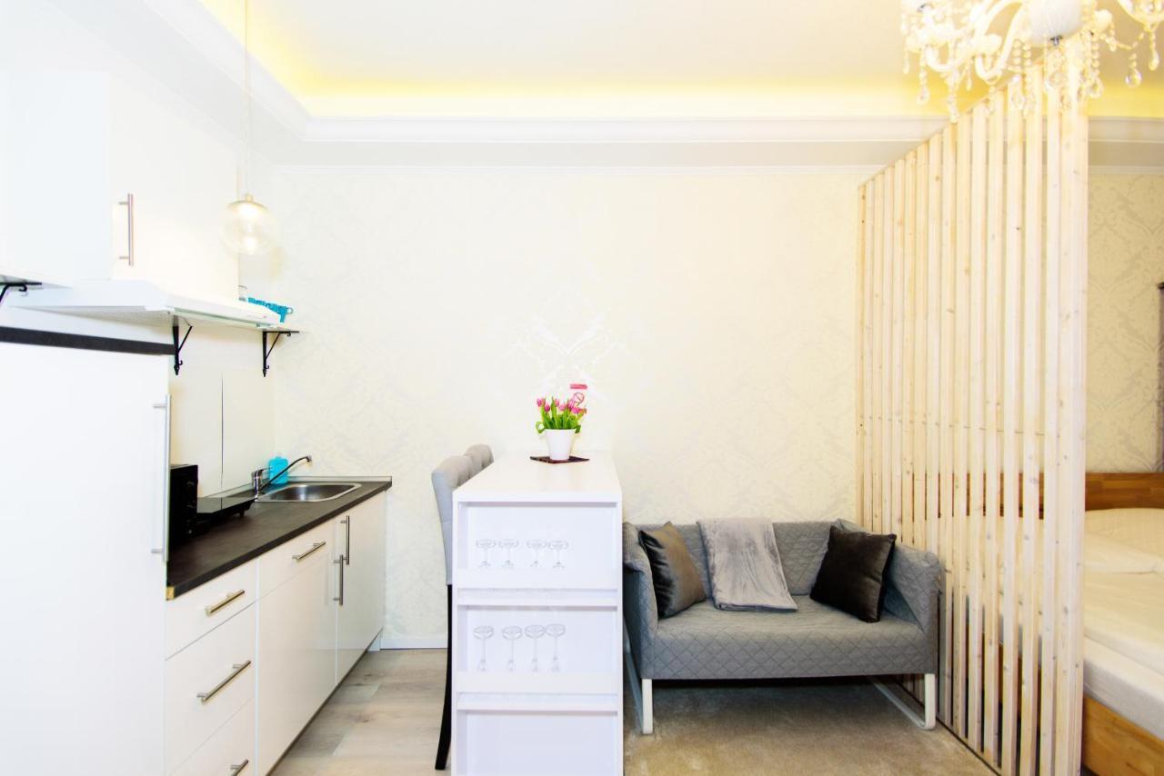 Noble Ferienwohnung In Metzingen-Zentrum Метцинген Екстер'єр фото